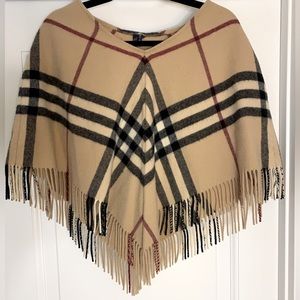 BURBERRY Pullover Cape 💯 Authentic!